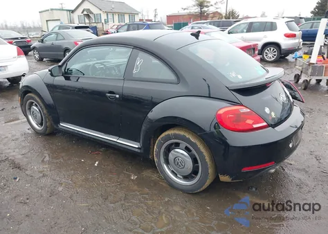 2015 Volkswagen Beetle 1.8T Classic из США, поврежденный, VIN 3VWF17AT4FM608888